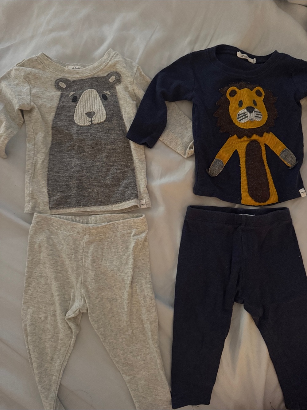 Oh Baby! 2 piece matching set combo 6-12 months. Lion and bear outfit. Worn once